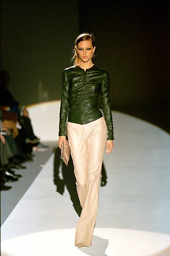 Look 3